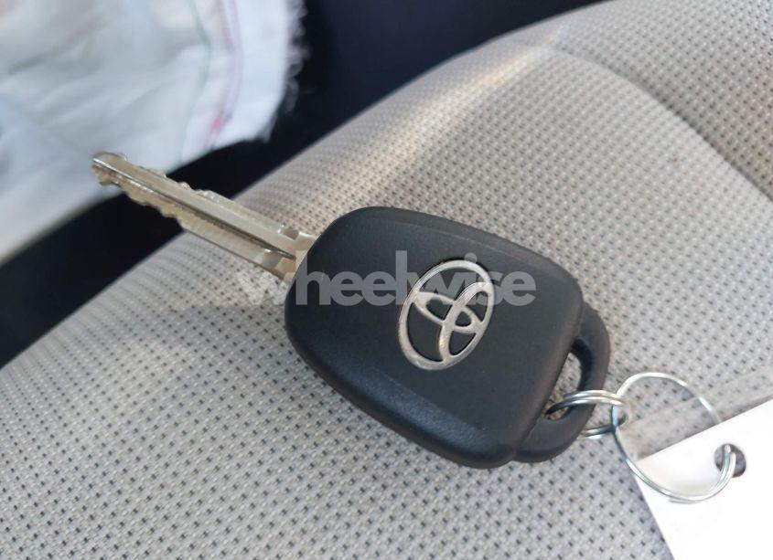 Photo 11 of 2024 Toyota Corolla CROSS L (VIN 7MUAAAAG1RV103480)