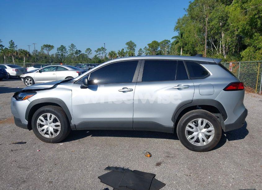 Photo 14 of 2024 Toyota Corolla CROSS L (VIN 7MUAAAAG1RV103480)