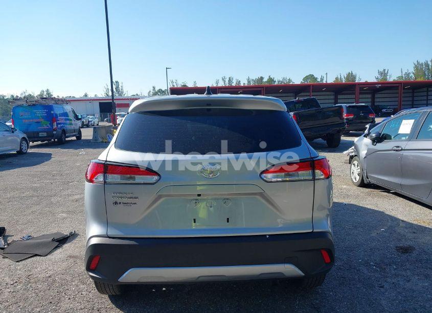 Photo 16 of 2024 Toyota Corolla CROSS L (VIN 7MUAAAAG1RV103480)