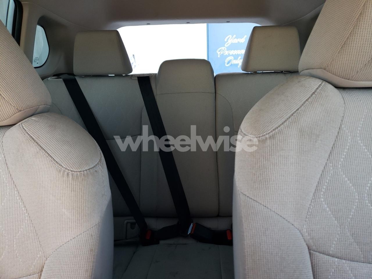 Photo 10 of 2025 TOYOTA COROLLA CROSS L (VIN 7MUAAAAG1SV138946)