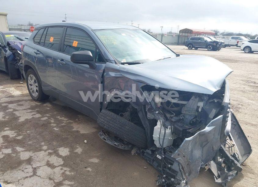 2022 Toyota Corolla CROSS L (VIN 7MUAAAAG2NV014916) main photo