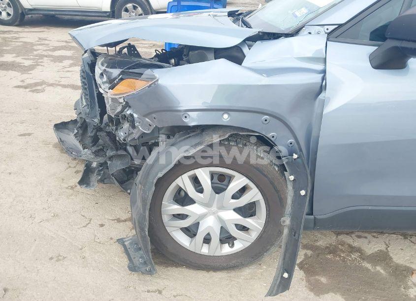 Photo 6 of 2022 Toyota Corolla CROSS L (VIN 7MUAAAAG2NV014916)