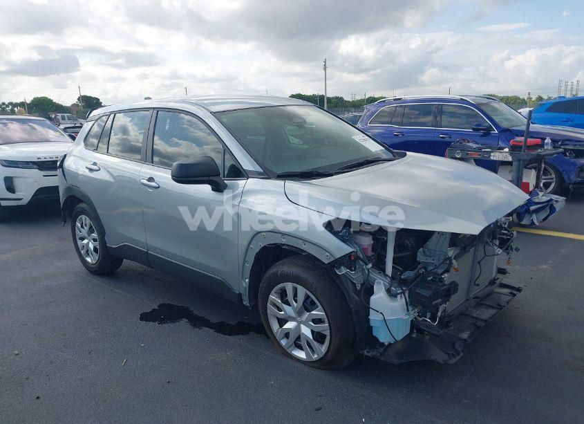 2024 Toyota Corolla CROSS L (VIN 7MUAAAAG2RV116884) main photo