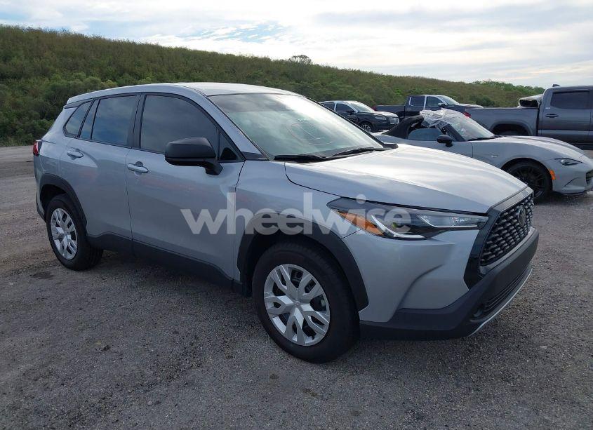 2024 Toyota Corolla CROSS L (VIN 7MUAAAAG3RV094281) main photo