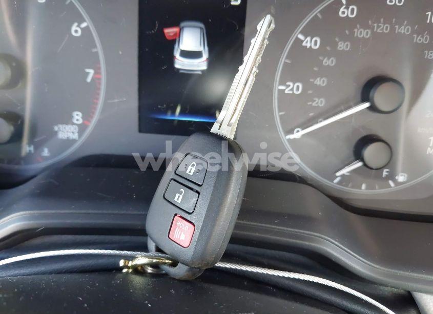 Photo 11 of 2024 Toyota Corolla CROSS L (VIN 7MUAAAAG3RV117218)