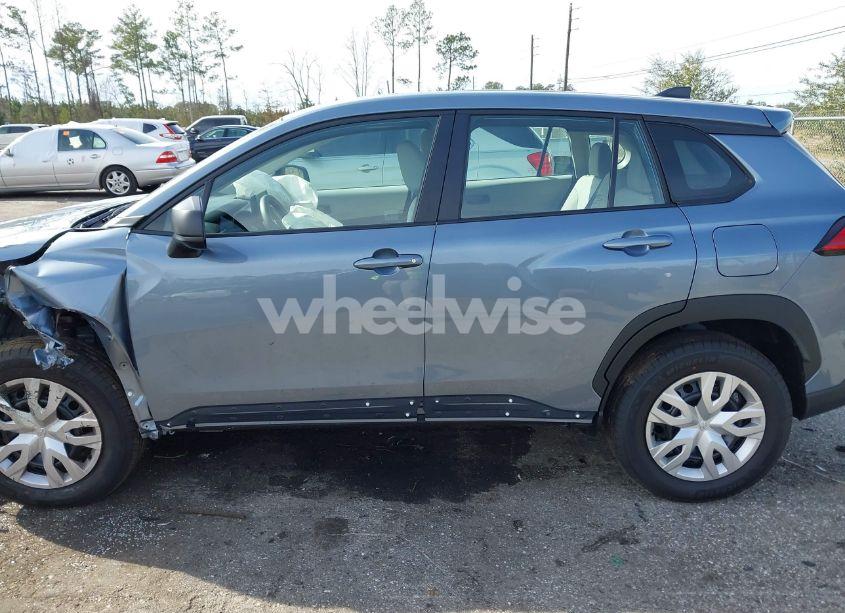 Photo 14 of 2024 Toyota Corolla CROSS L (VIN 7MUAAAAG3RV117218)