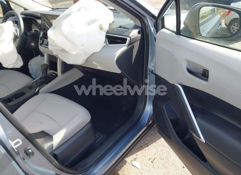 Photo 5 of 2024 Toyota Corolla CROSS L (VIN 7MUAAAAG3RV117218)