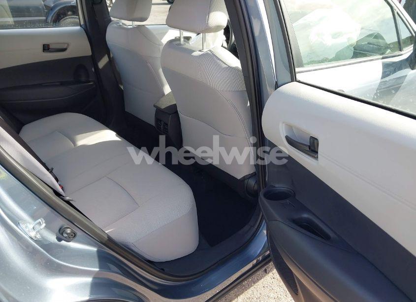 Photo 8 of 2024 Toyota Corolla CROSS L (VIN 7MUAAAAG3RV117218)