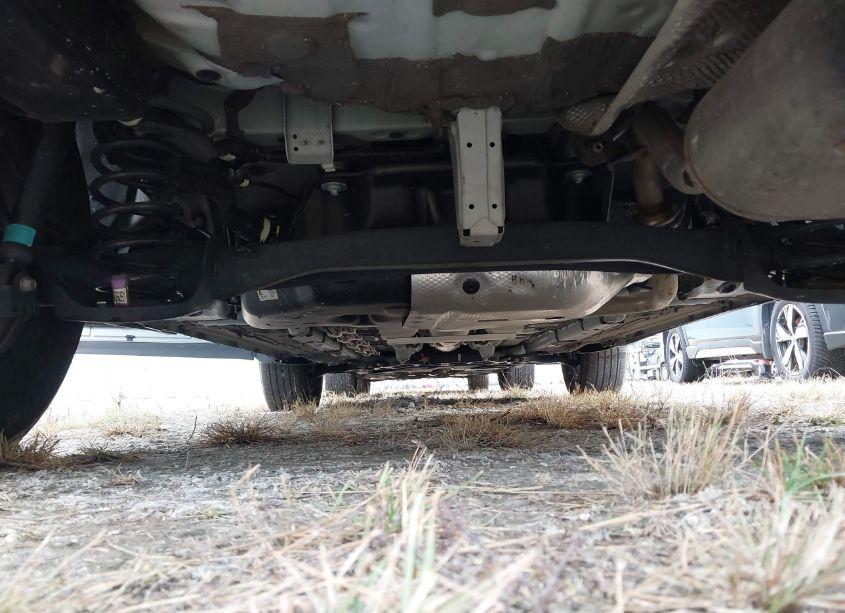 Photo 6 of 2022 Toyota Corolla CROSS L (VIN 7MUAAAAG4NV007630)