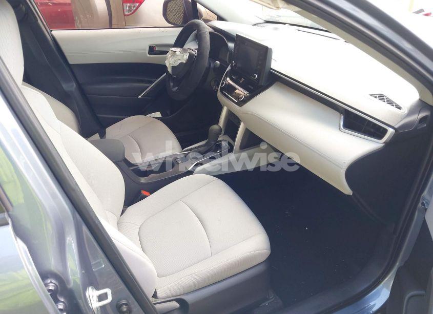 Photo 5 of 2022 Toyota Corolla CROSS L (VIN 7MUAAAAG4NV023780)