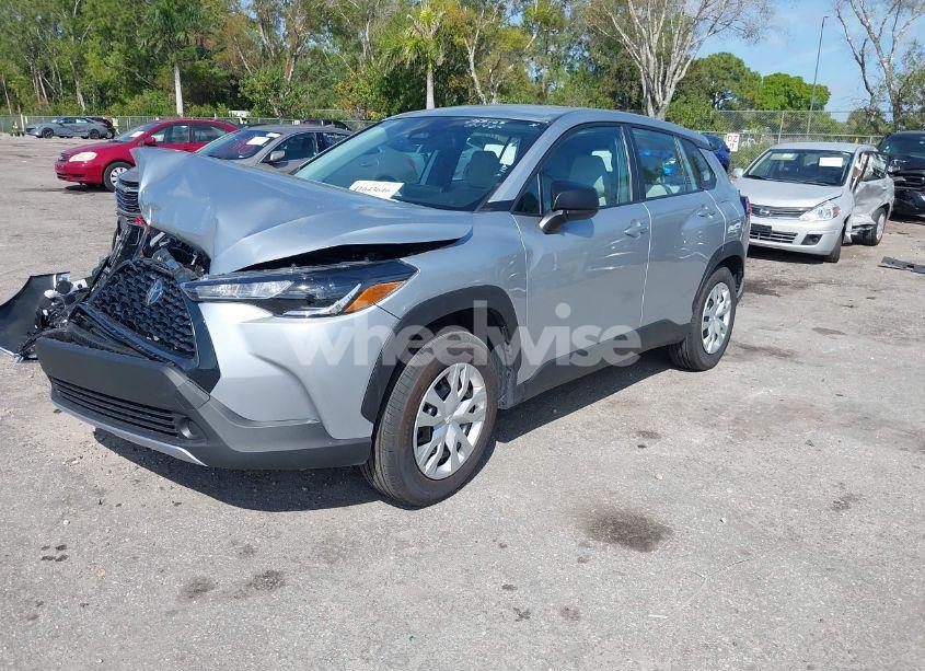 Photo 2 of 2024 Toyota Corolla CROSS L (VIN 7MUAAAAG4RV082432)