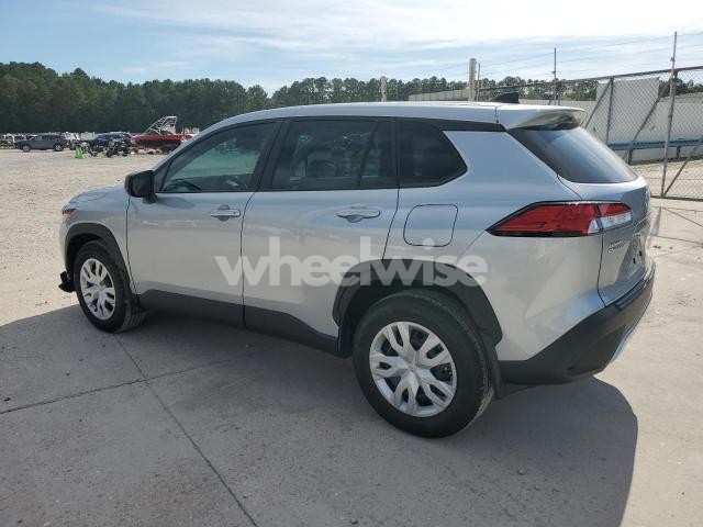 Photo 7 of 2025 TOYOTA COROLLA CROSS L (VIN 7MUAAAAG4SV136463)