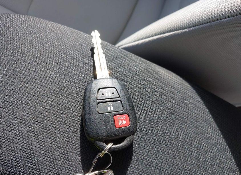 Photo 11 of 2022 Toyota Corolla CROSS L (VIN 7MUAAAAG5NV035601)