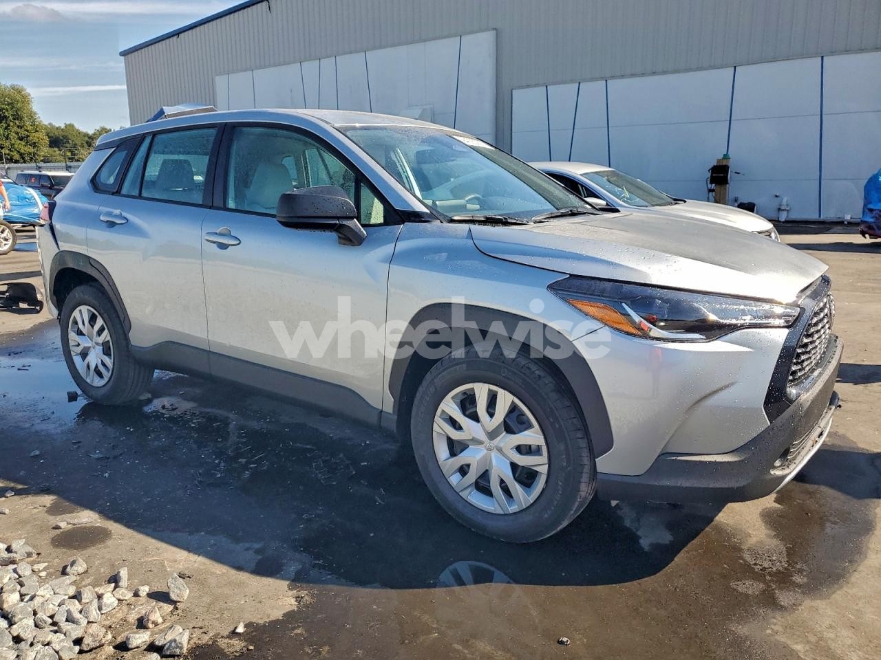 Photo 4 of 2025 TOYOTA COROLLA CROSS L (VIN 7MUAAAAG5SV135967)