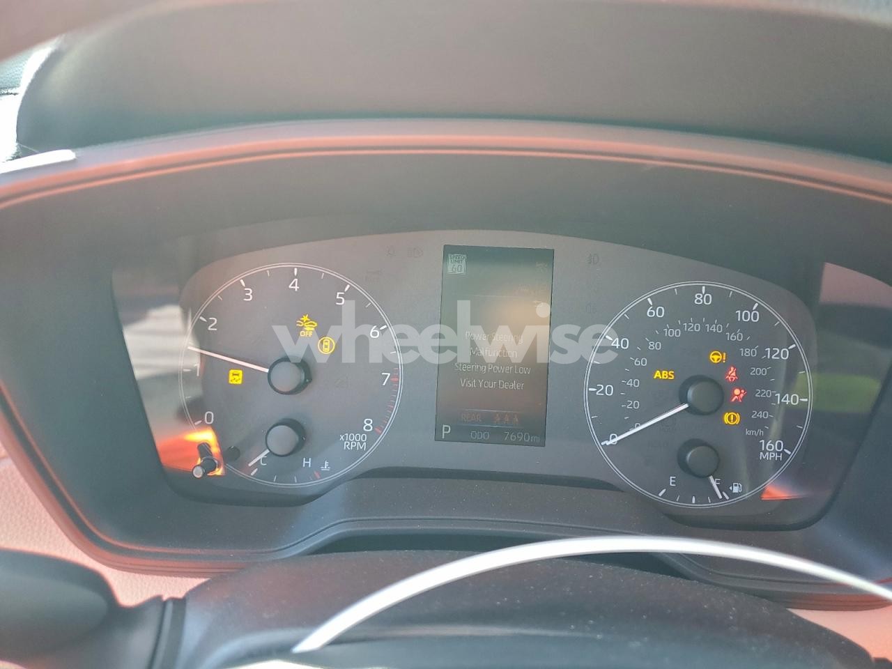 Photo 9 of 2025 TOYOTA COROLLA CROSS L (VIN 7MUAAAAG5SV135967)