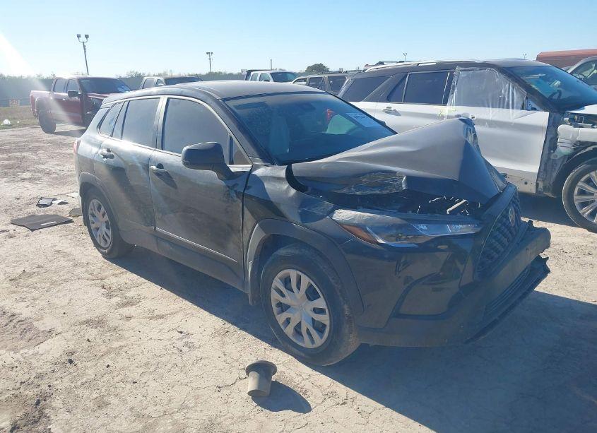 2022 Toyota Corolla CROSS L (VIN 7MUAAAAG6NV029953) main photo