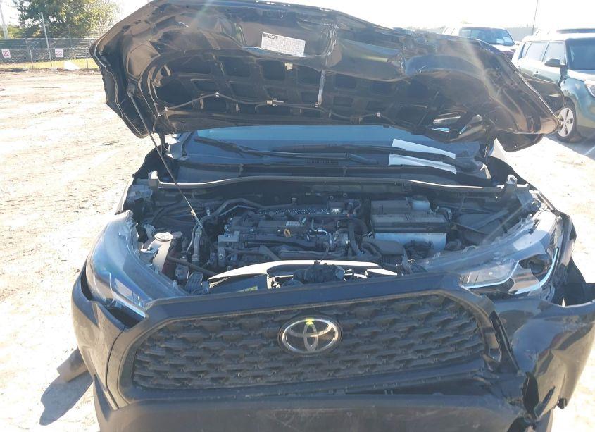 Photo 10 of 2022 Toyota Corolla CROSS L (VIN 7MUAAAAG6NV029953)