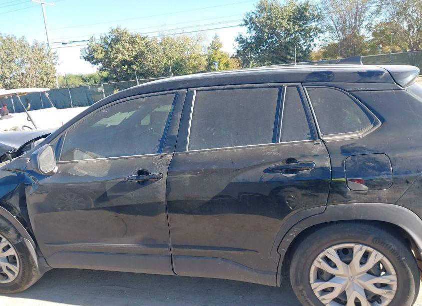 Photo 13 of 2022 Toyota Corolla CROSS L (VIN 7MUAAAAG6NV029953)