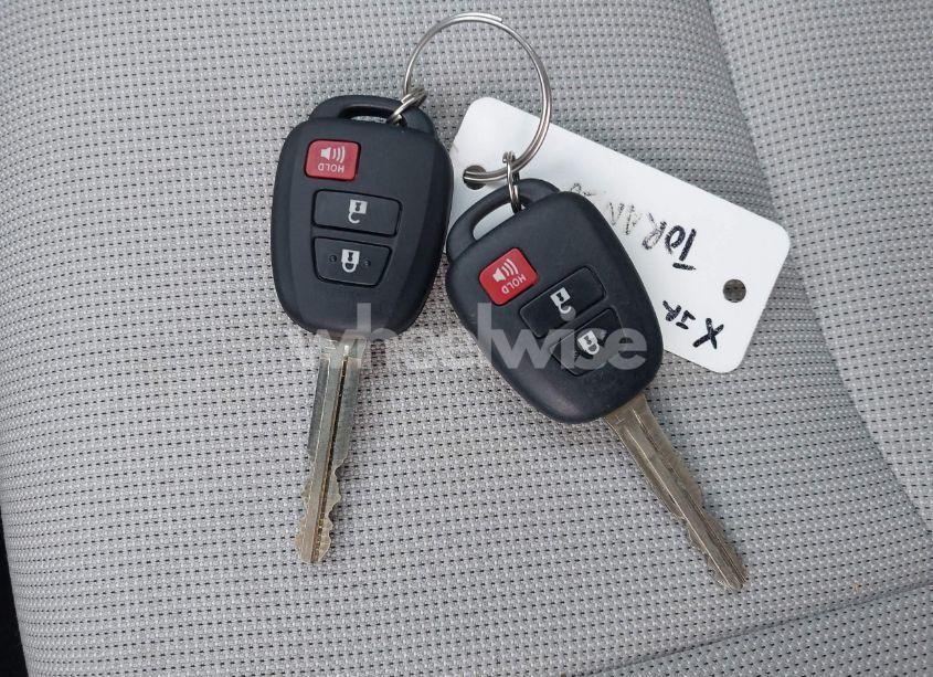 Photo 11 of 2022 Toyota Corolla CROSS L (VIN 7MUAAAAG6NV031525)