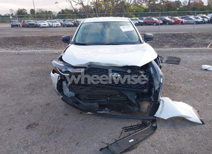 Photo 12 of 2022 Toyota Corolla CROSS L (VIN 7MUAAAAG6NV031525)