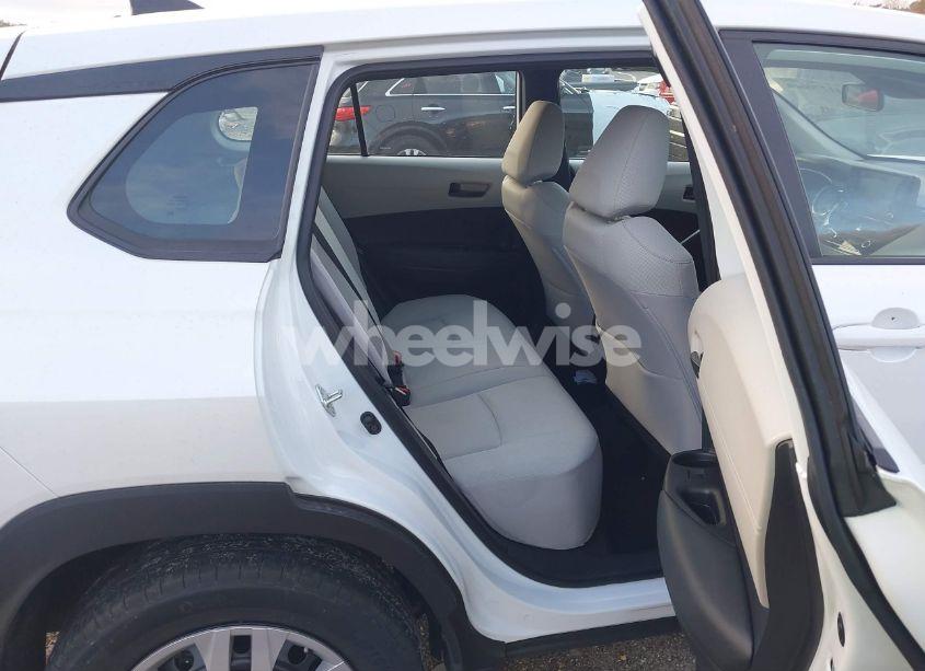 Photo 8 of 2022 Toyota Corolla CROSS L (VIN 7MUAAAAG6NV031525)