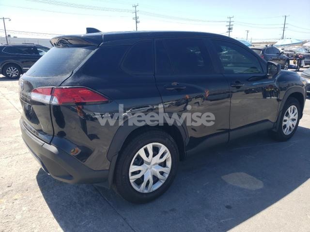 Photo 5 of 2025 TOYOTA COROLLA CROSS L (VIN 7MUAAAAG6SV138621)