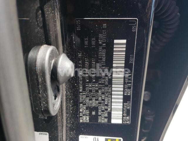 Photo 6 of 2025 TOYOTA COROLLA CROSS L (VIN 7MUAAAAG6SV138621)