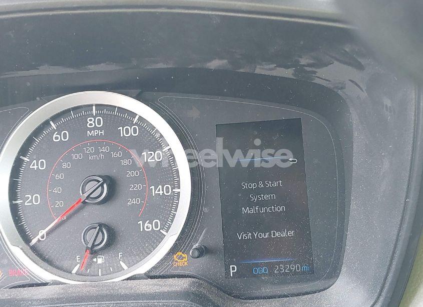 Photo 15 of 2022 Toyota Corolla CROSS L (VIN 7MUAAAAG7NV009940)