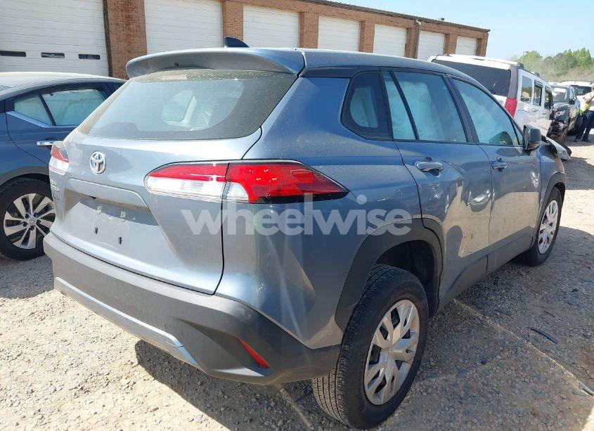 Photo 4 of 2024 Toyota Corolla CROSS L (VIN 7MUAAAAG7RV095949)