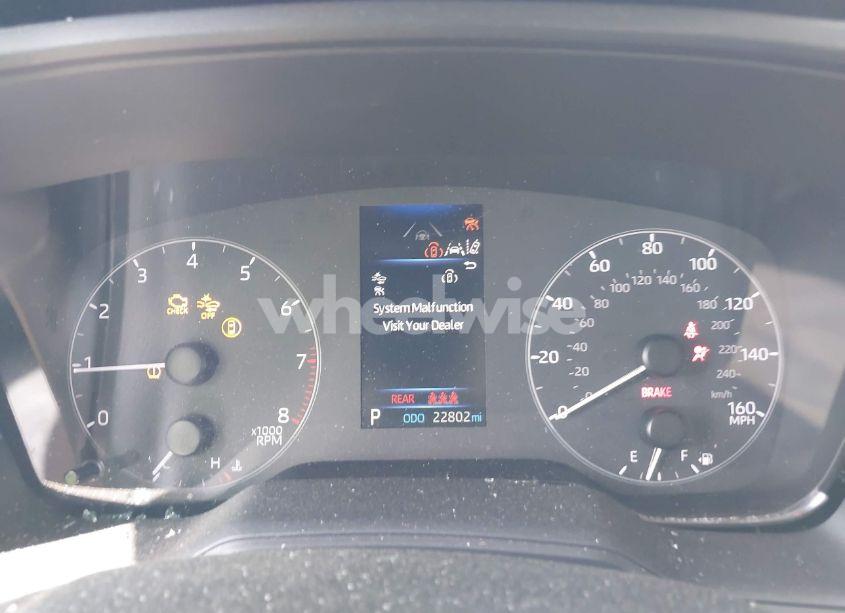 Photo 7 of 2024 Toyota Corolla CROSS L (VIN 7MUAAAAG7RV095949)