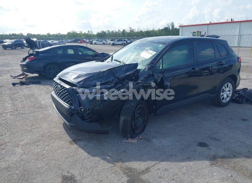 Photo 2 of 2024 Toyota Corolla CROSS L (VIN 7MUAAAAG7RV101166)