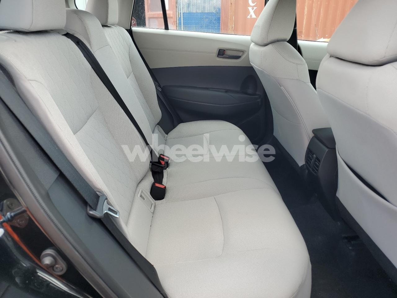 Photo 10 of 2025 TOYOTA COROLLA CROSS L (VIN 7MUAAAAG7SV120371)