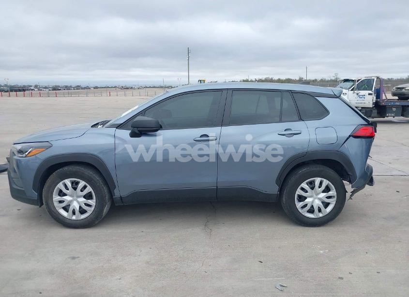 Photo 14 of 2022 Toyota Corolla CROSS L (VIN 7MUAAAAG8NV022079)