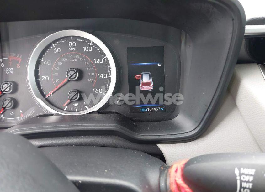 Photo 7 of 2022 Toyota Corolla CROSS L (VIN 7MUAAAAG8NV022079)