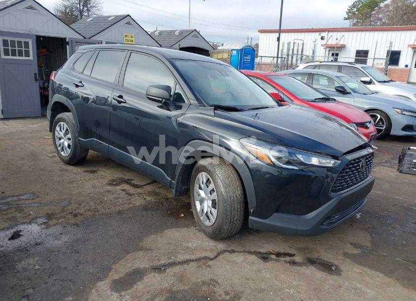 2022 Toyota Corolla CROSS L (VIN 7MUAAAAG8NV026388) main photo