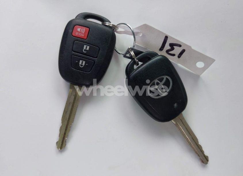 Photo 11 of 2022 Toyota Corolla CROSS L (VIN 7MUAAAAG8NV026388)