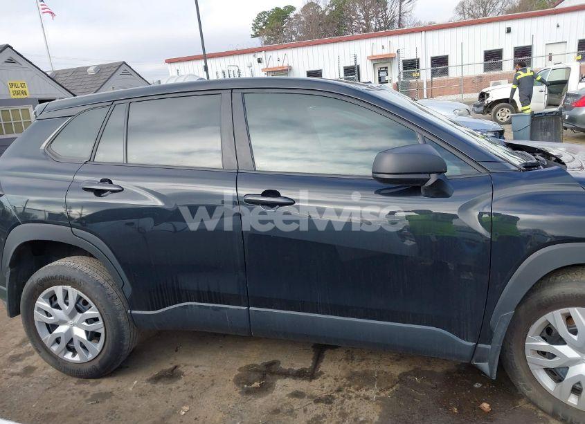 Photo 13 of 2022 Toyota Corolla CROSS L (VIN 7MUAAAAG8NV026388)