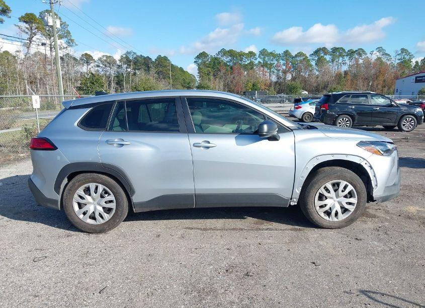 Photo 13 of 2023 Toyota Corolla CROSS L (VIN 7MUAAAAG8PV050547)