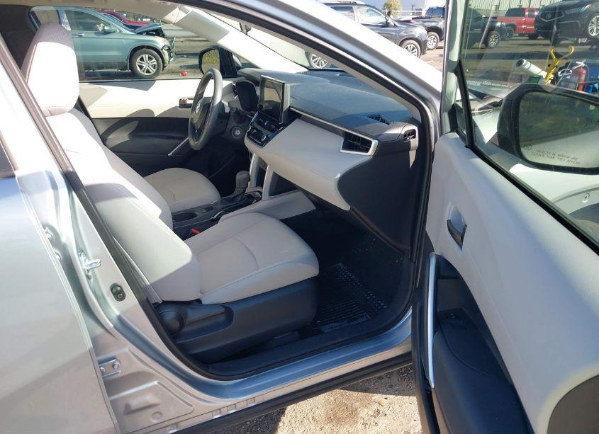 Photo 5 of 2023 Toyota Corolla CROSS L (VIN 7MUAAAAG8PV050547)