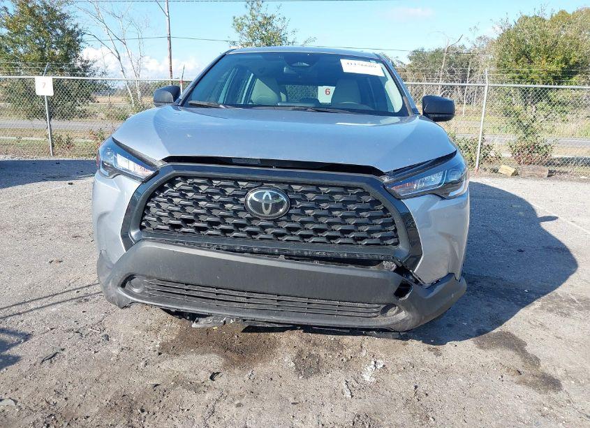 Photo 6 of 2023 Toyota Corolla CROSS L (VIN 7MUAAAAG8PV050547)