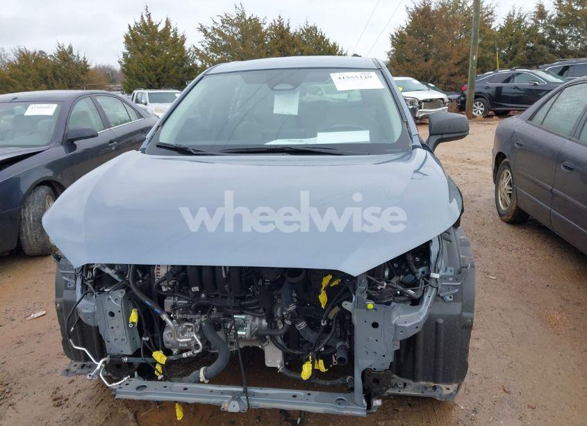 Photo 12 of 2024 Toyota Corolla CROSS L (VIN 7MUAAAAG8RV086659)