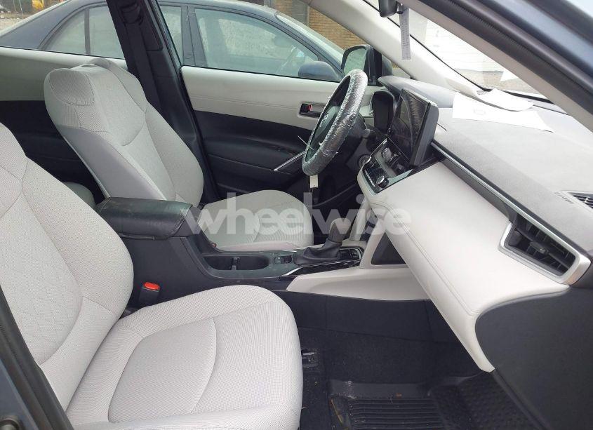 Photo 5 of 2024 Toyota Corolla CROSS L (VIN 7MUAAAAG8RV086659)