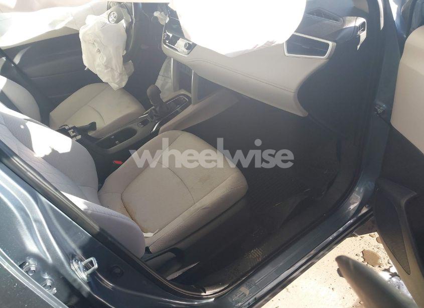 Photo 5 of 2024 Toyota Corolla CROSS L (VIN 7MUAAAAG8RV111107)