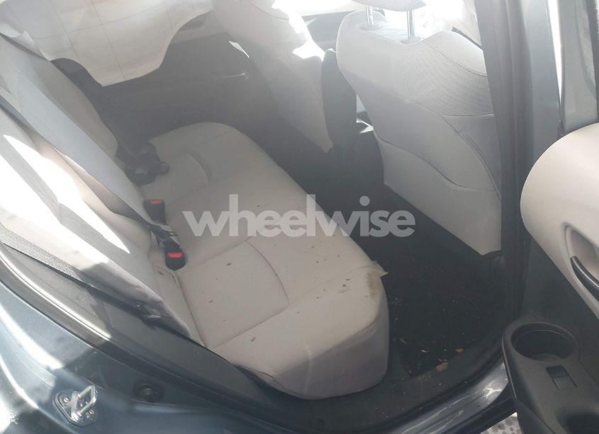 Photo 8 of 2024 Toyota Corolla CROSS L (VIN 7MUAAAAG8RV111107)