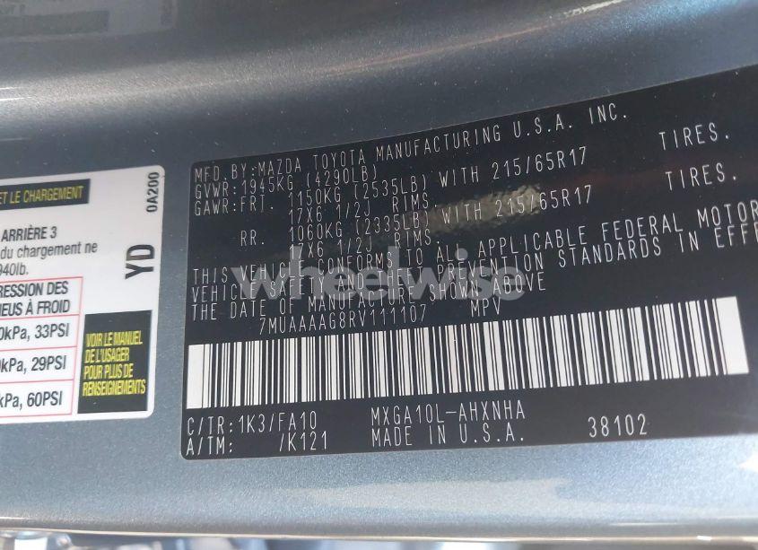 Photo 9 of 2024 Toyota Corolla CROSS L (VIN 7MUAAAAG8RV111107)