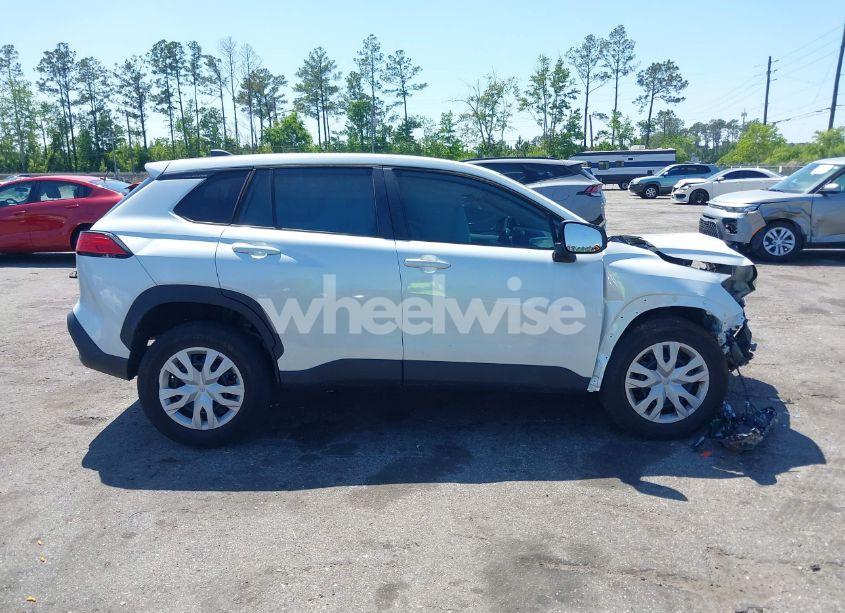 Photo 13 of 2023 Toyota Corolla CROSS L (VIN 7MUAAAAG9PV040481)