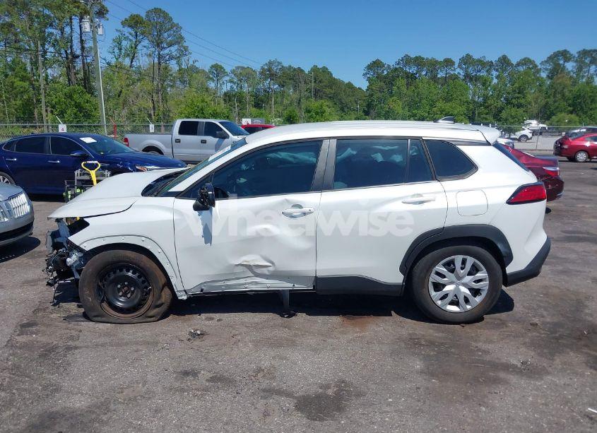 Photo 14 of 2023 Toyota Corolla CROSS L (VIN 7MUAAAAG9PV040481)