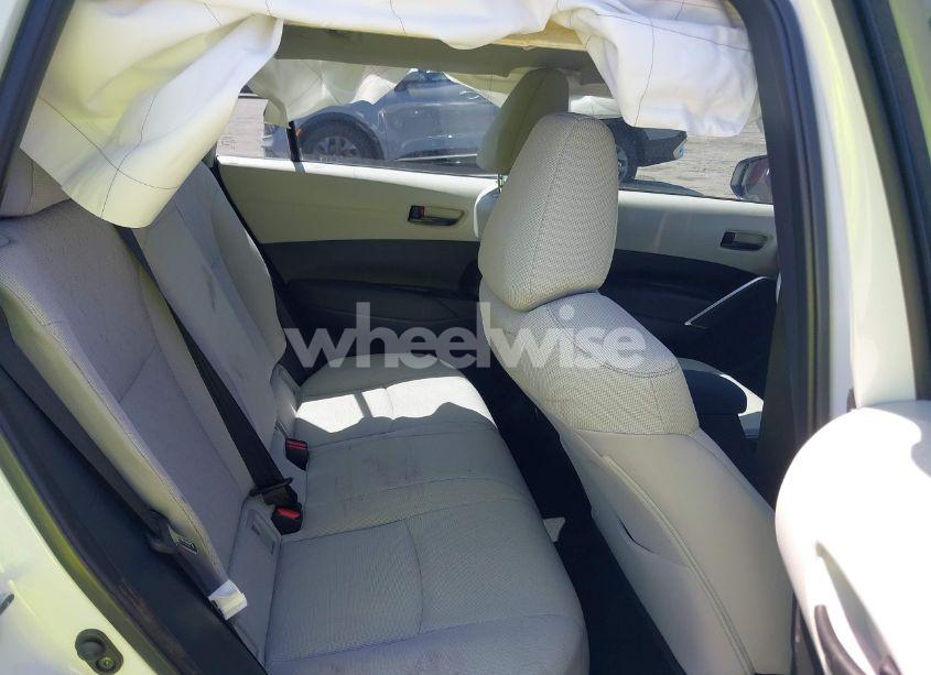 Photo 8 of 2023 Toyota Corolla CROSS L (VIN 7MUAAAAG9PV040481)