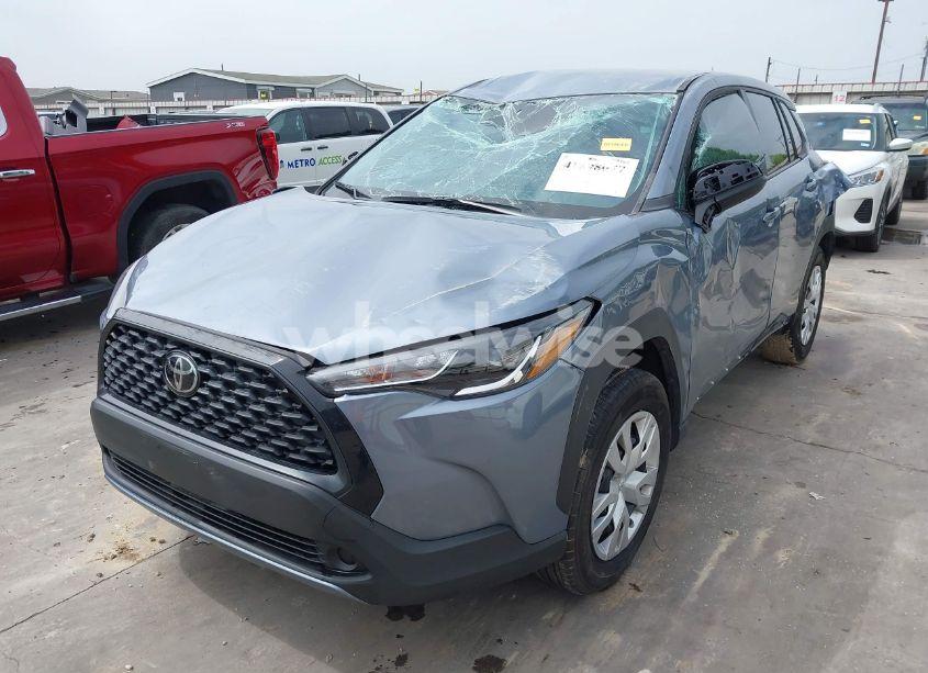 Photo 2 of 2023 Toyota Corolla CROSS L (VIN 7MUAAAAG9PV047205)