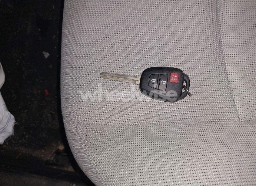 Photo 11 of 2023 Toyota Corolla CROSS L (VIN 7MUAAAAG9PV057751)